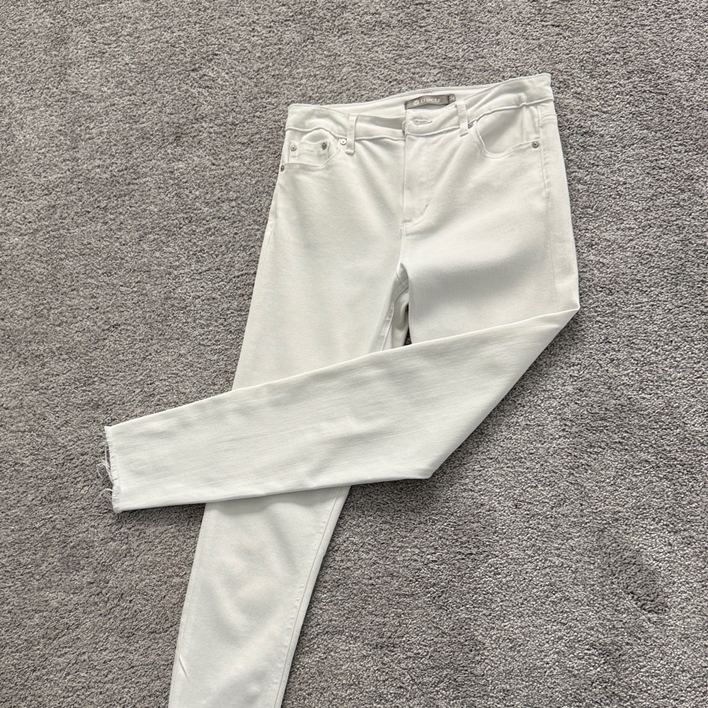 Tractr Women's White Ankle & Cropped Jeans
